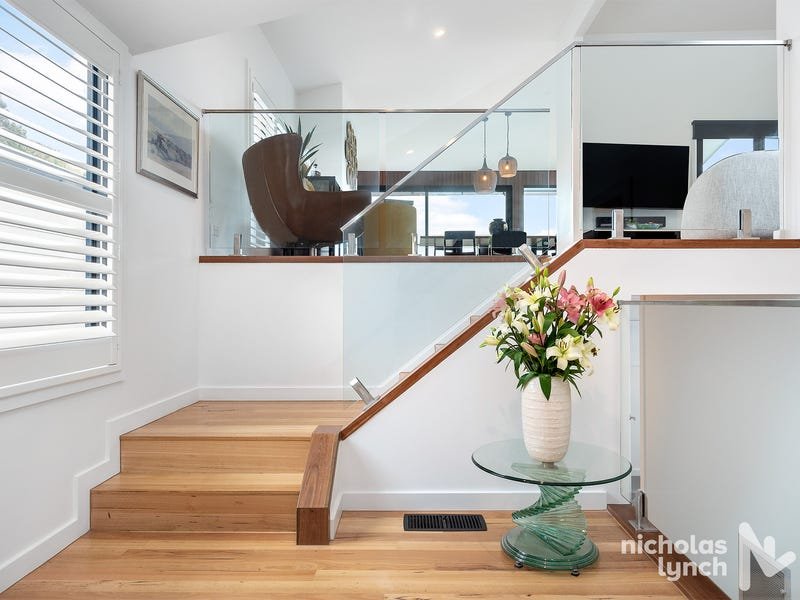 Property Gallery Thumbnail 8