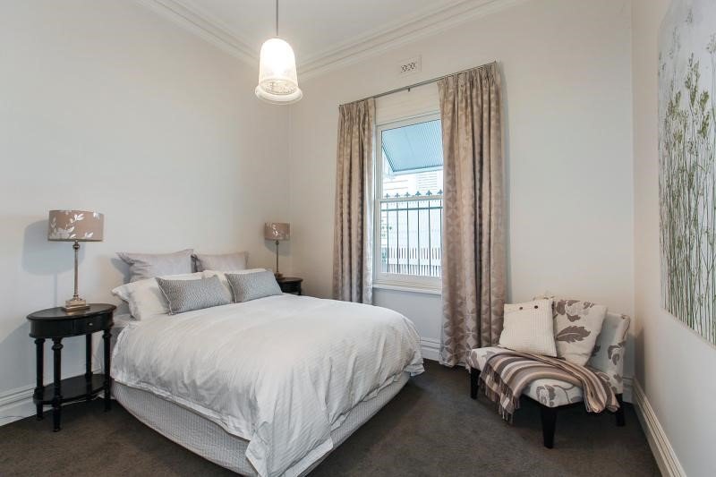 24 Percy Street, Hawthorn image 6