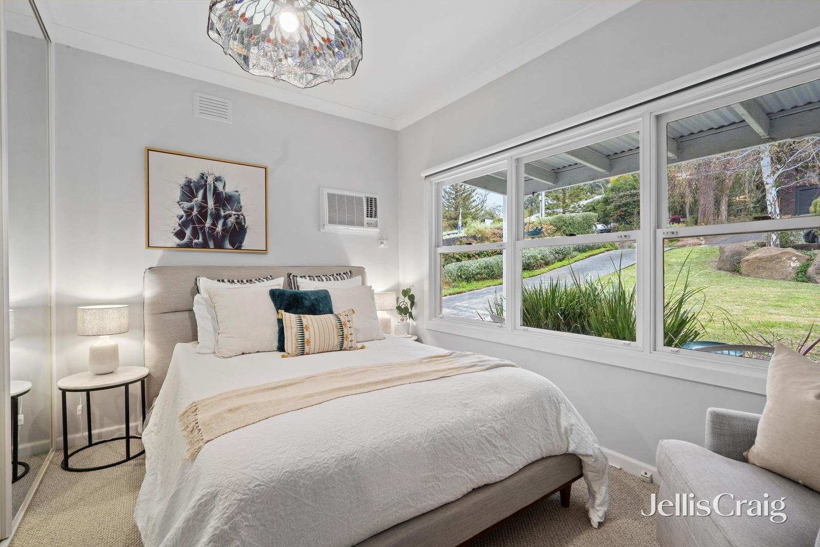 24 Pleasant Rise, Croydon South image 6