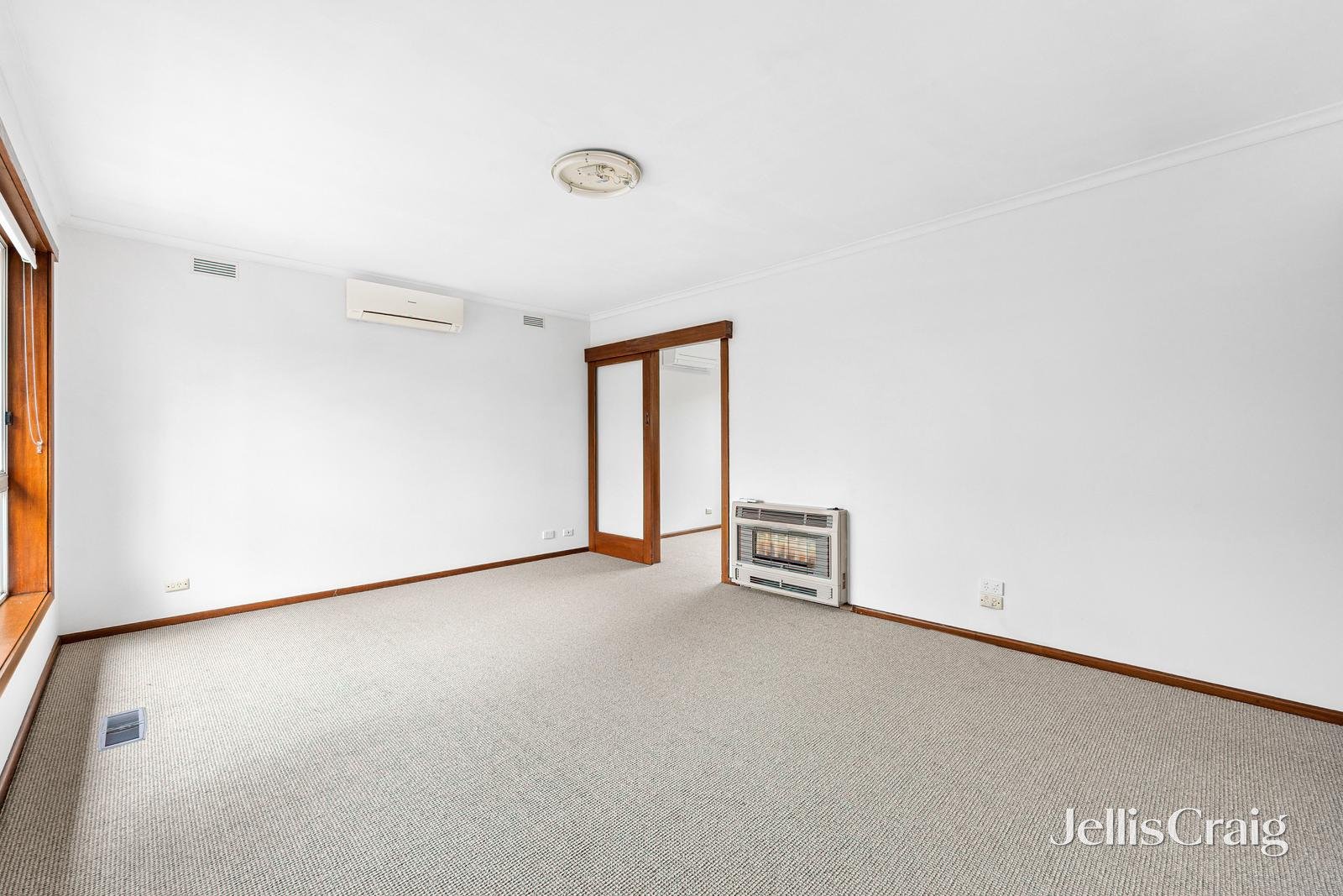 2/4 Pleasant Street South, Newington image 5