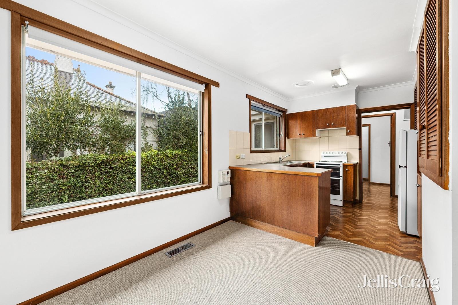 2/4 Pleasant Street South, Newington image 6