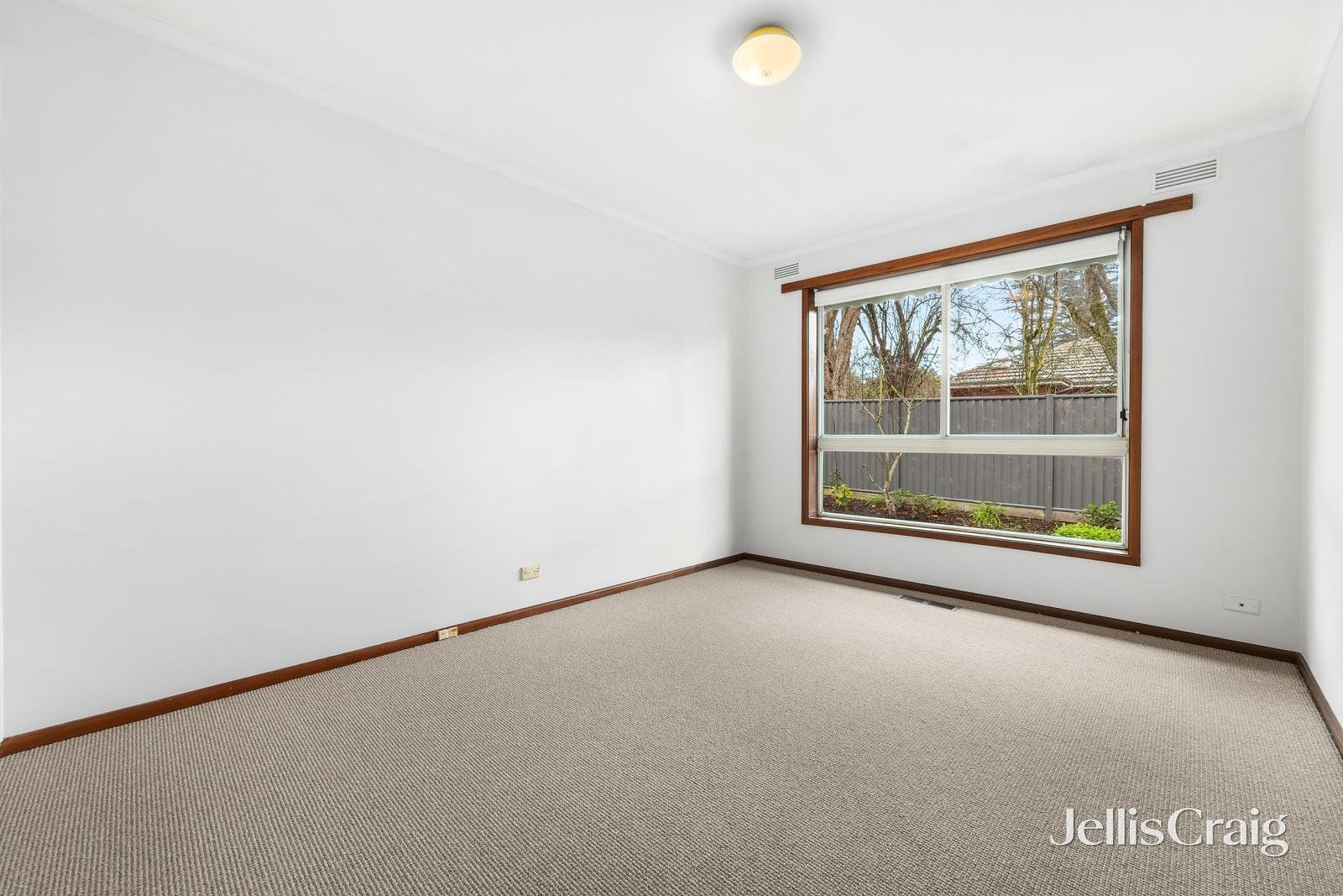 2/4 Pleasant Street South, Newington image 12