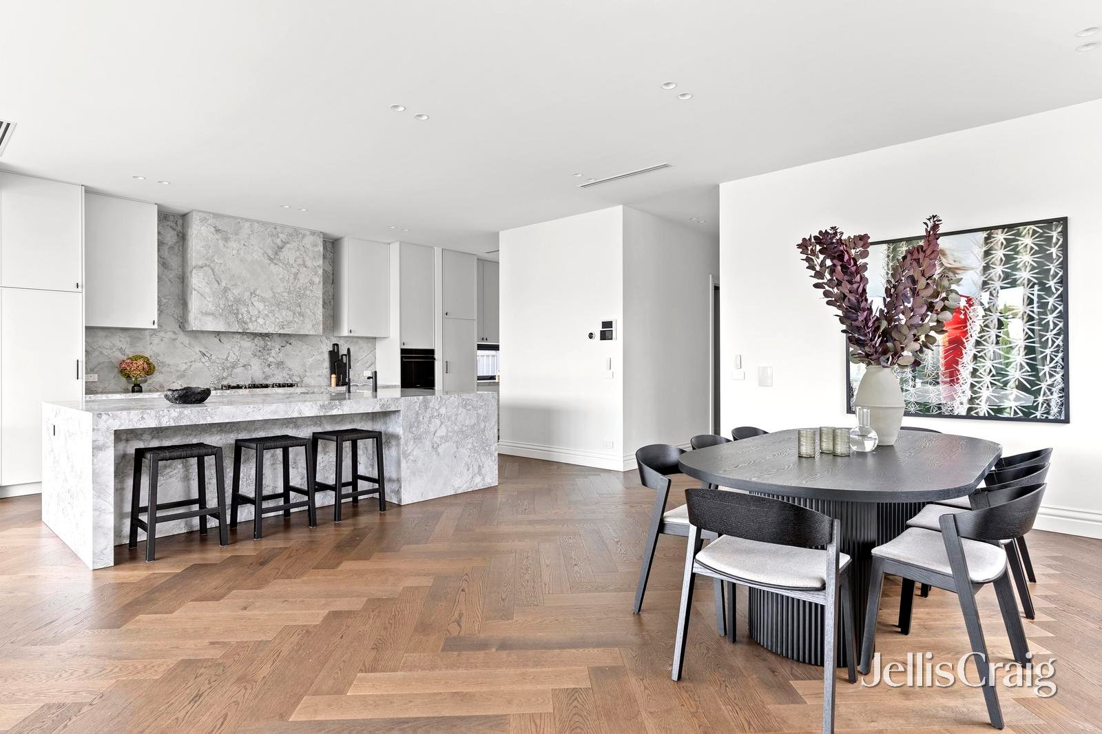 24 Preston Street, Coburg image 4