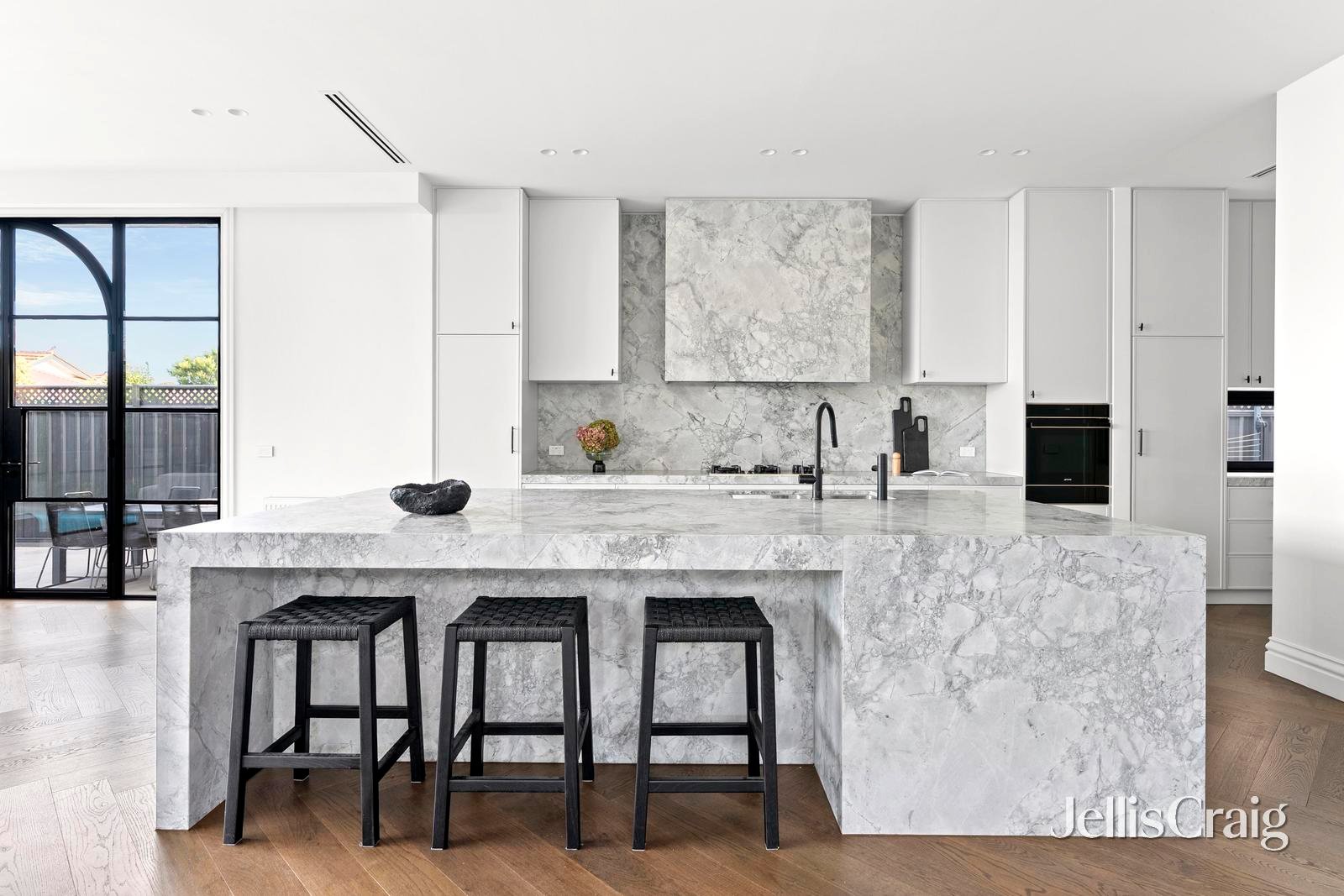 24 Preston Street, Coburg image 5