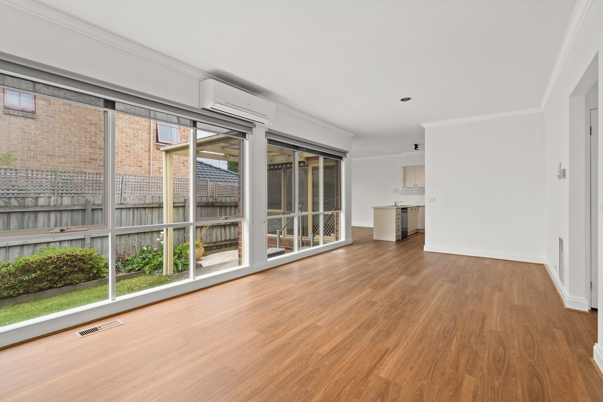 2/4 Pretoria Street, Deepdene image 5
