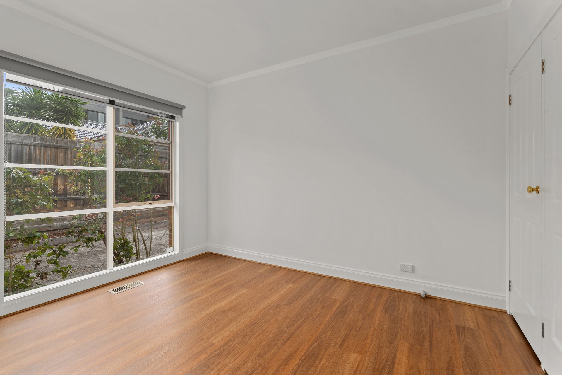 2/4 Pretoria Street, Deepdene image 7