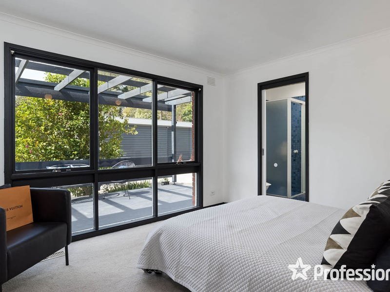 24 Priestley Crescent, Mount&nbsp;Evelyn image 10