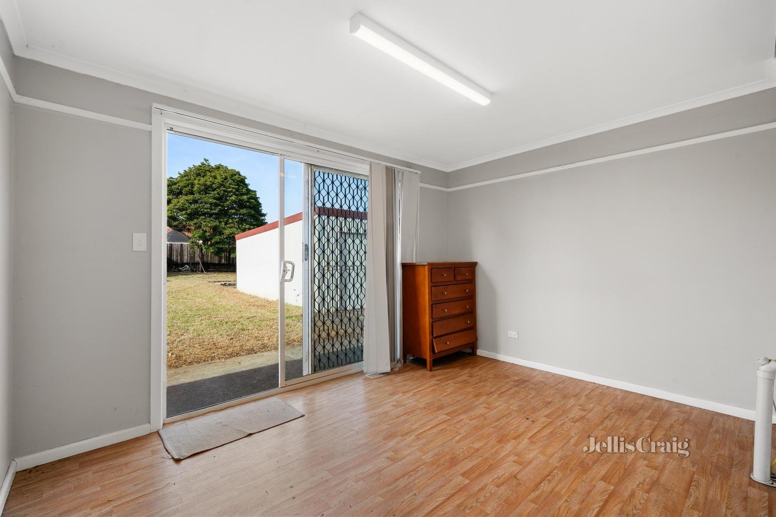 24 Prince Charles Street, Clayton image 8
