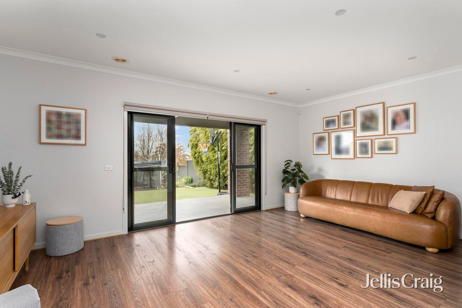 24 Quintus Avenue, Strathmore image 2