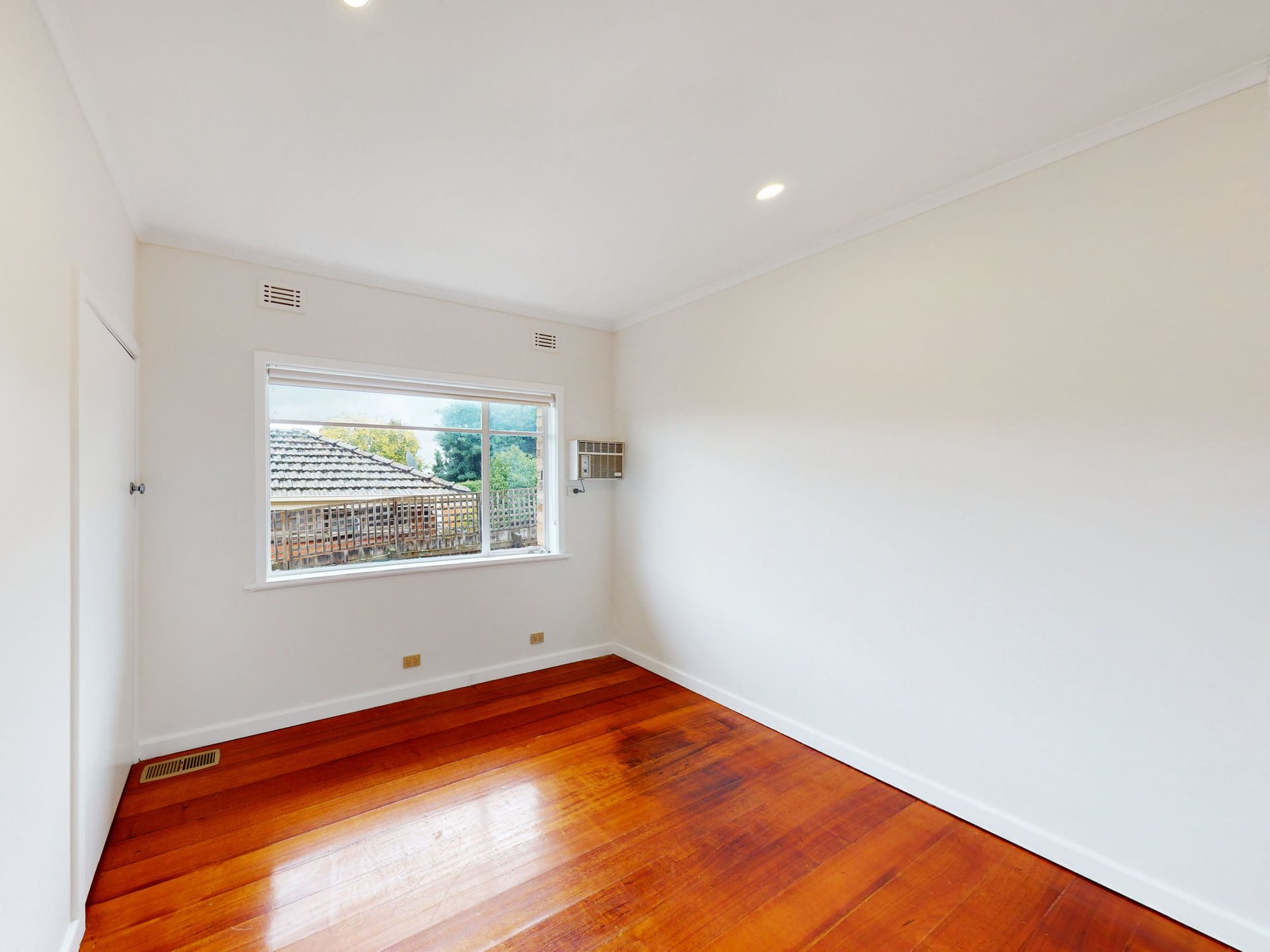 24 Reading Avenue, Balwyn North image 7