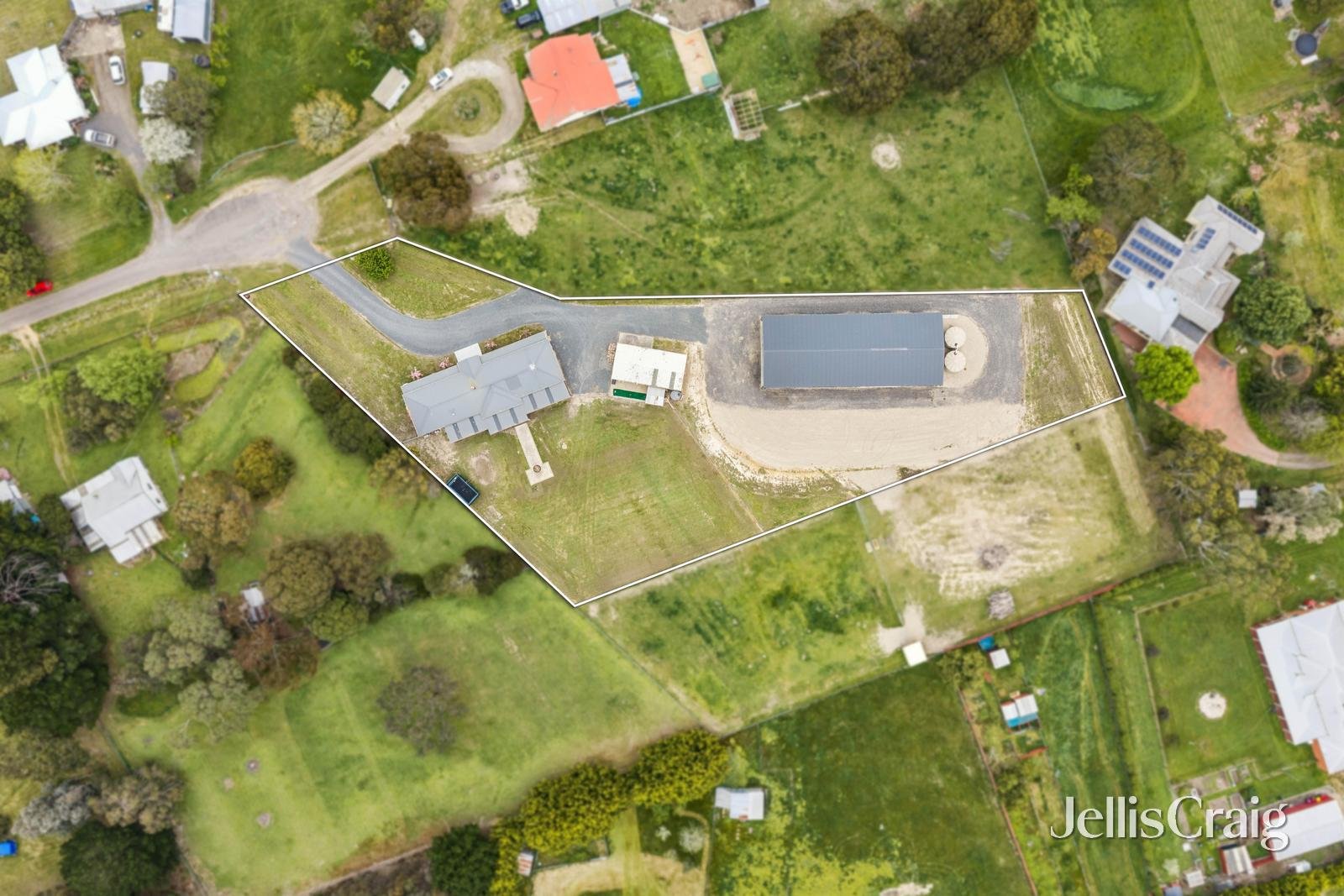 24 Richards Court, Scarsdale image 11