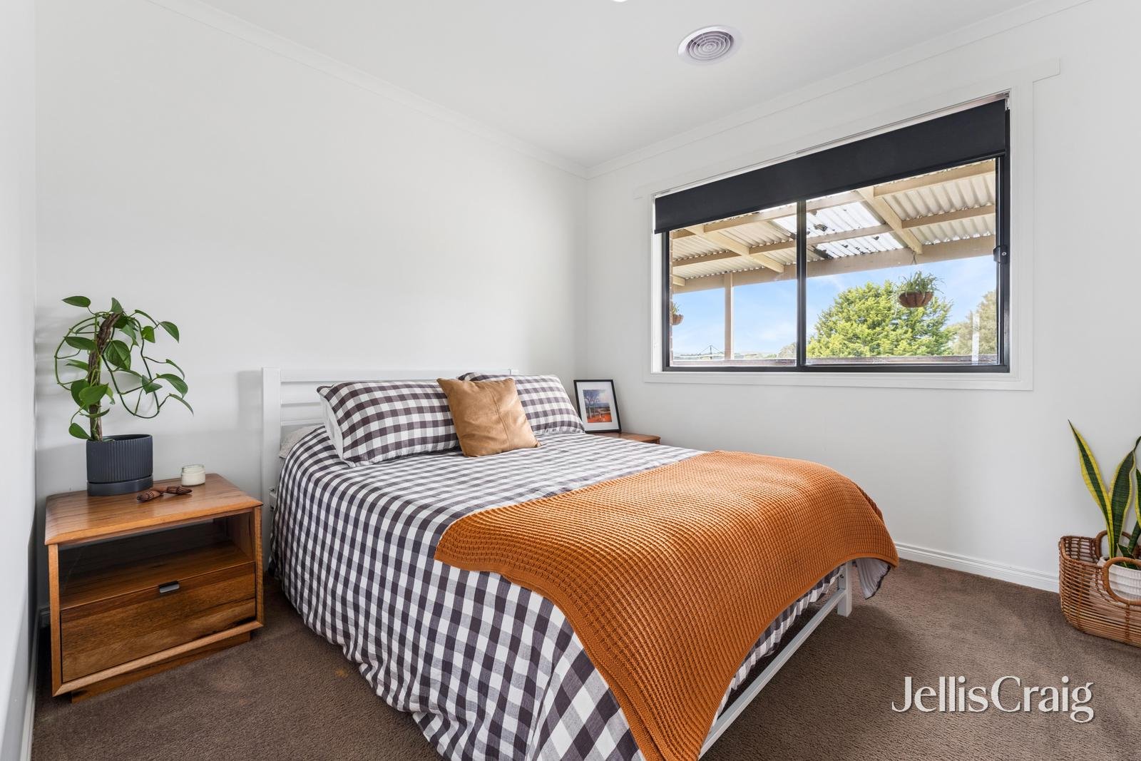 24 Richards Court, Scarsdale image 21