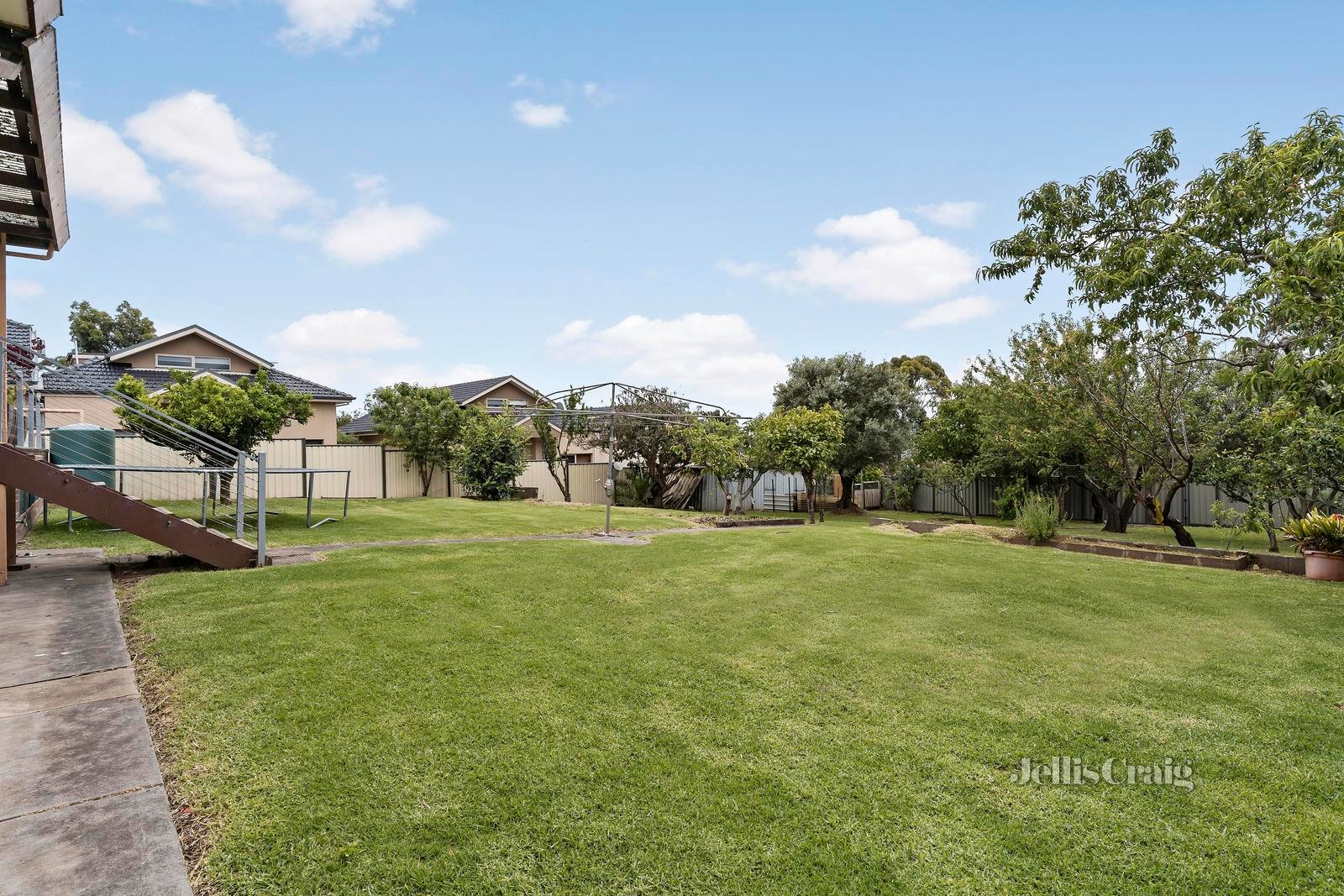 24 Riverview Street, Avondale Heights image 12