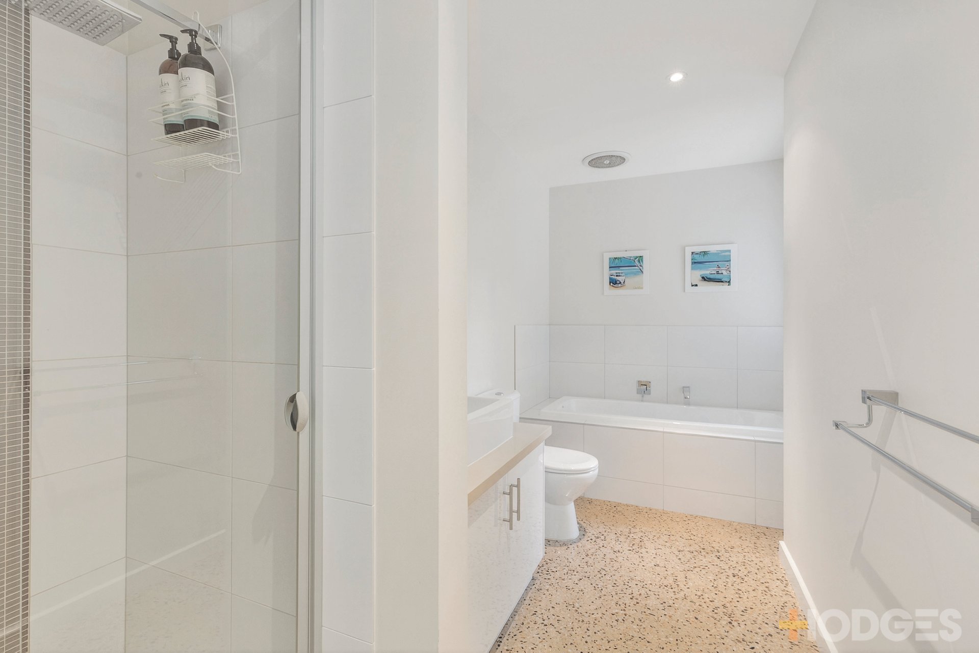 2 / 4 Riviera Crescent Ocean Grove