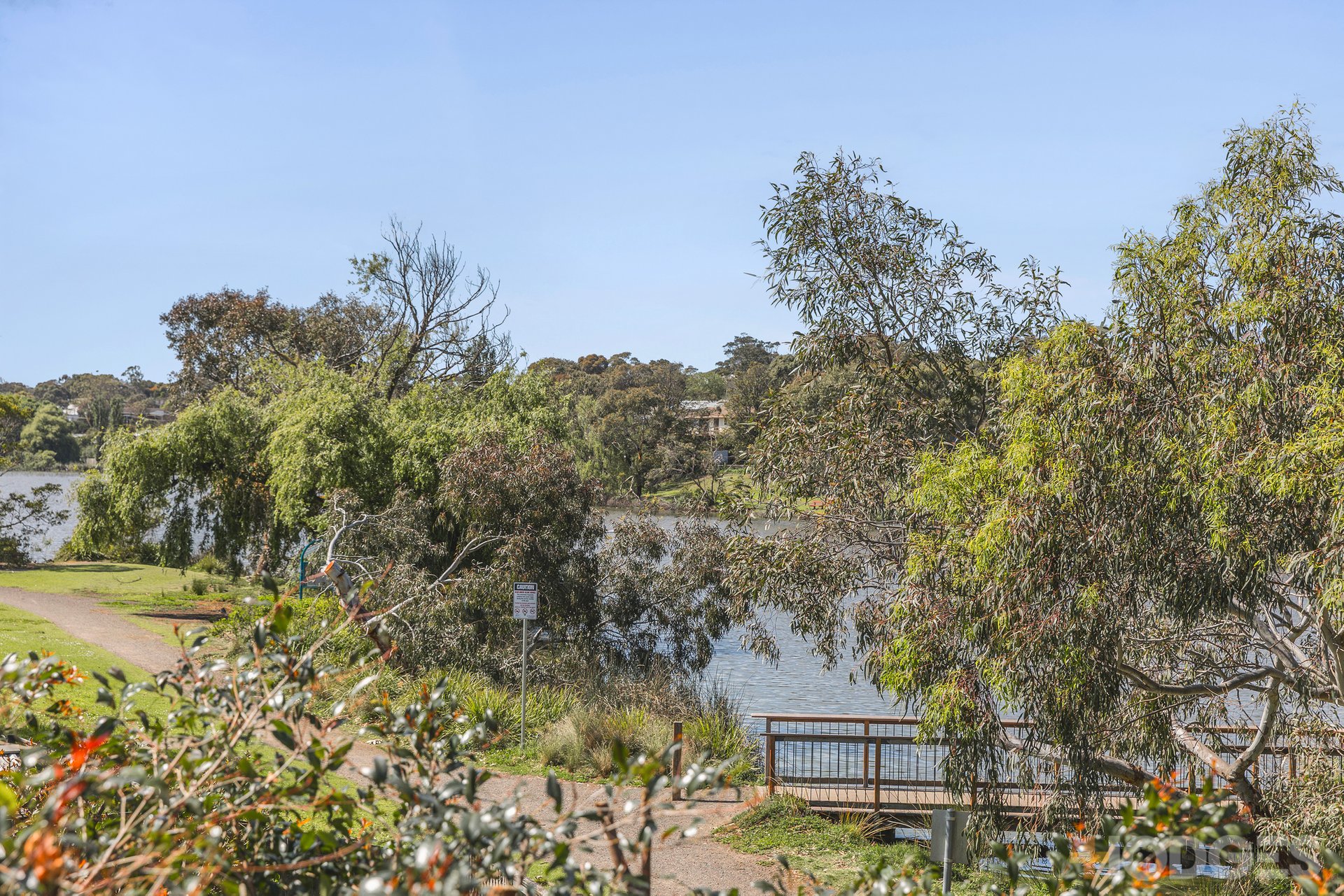 2 / 4 Riviera Crescent Ocean Grove