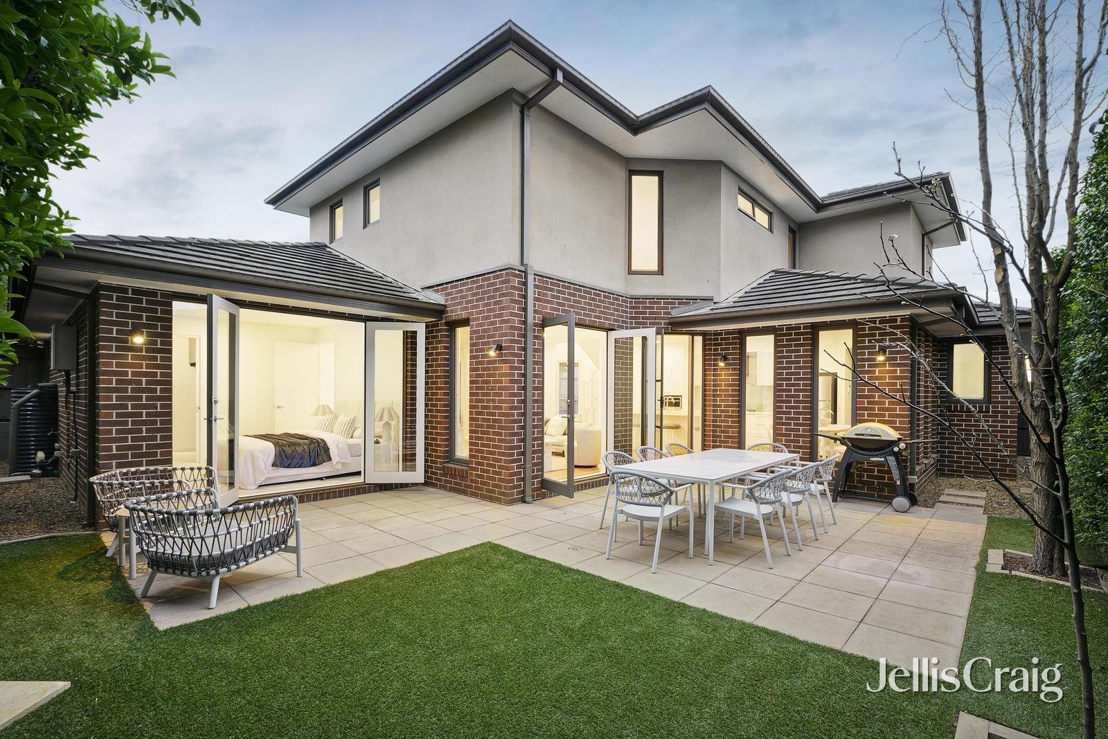 2/4 Rosedale Road, Glen Iris image 17