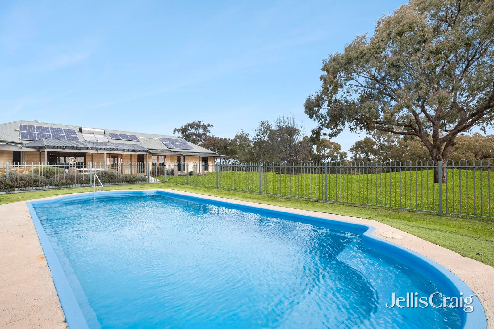 24 Ross Drive, Castlemaine image 22