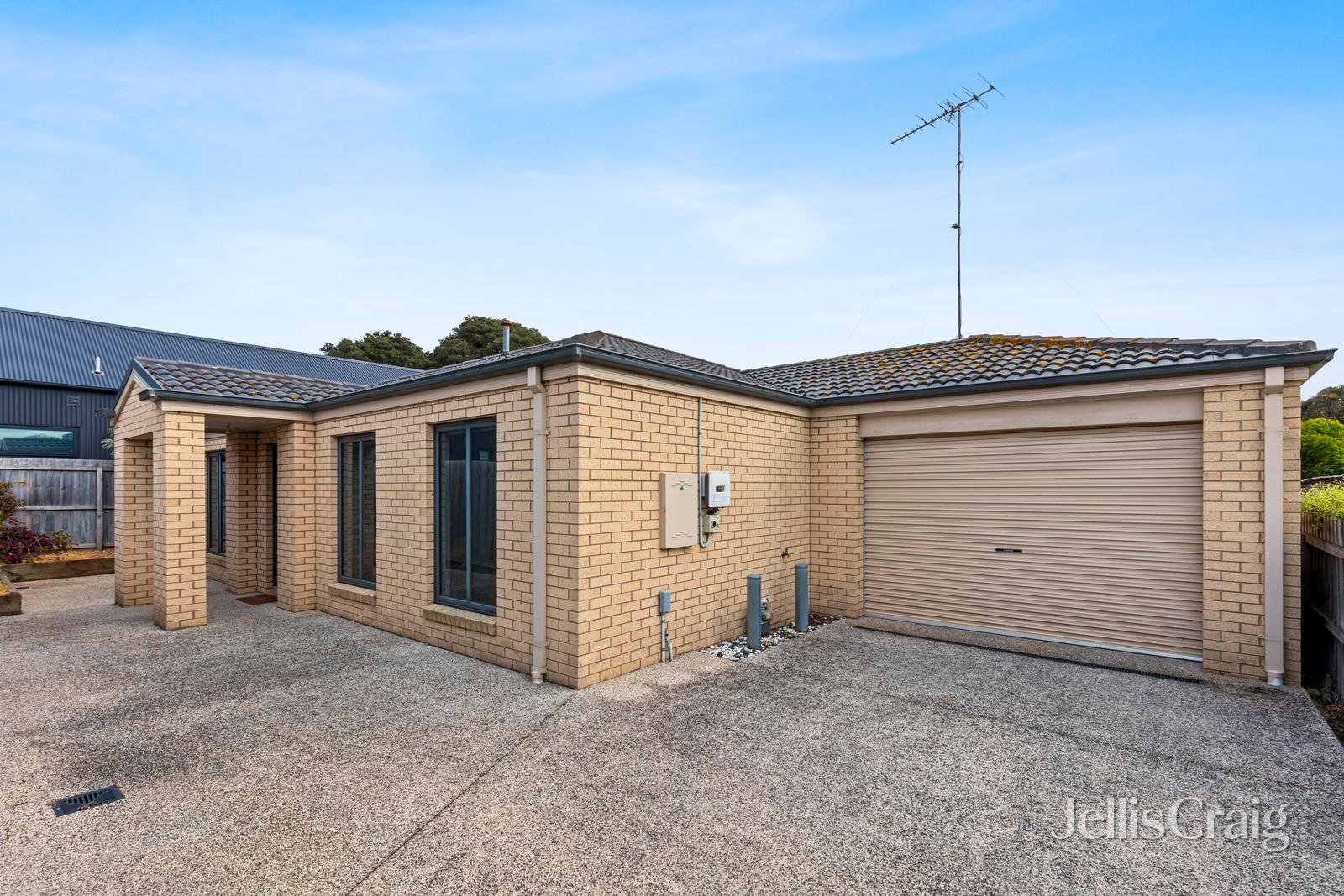 2/4 Saratoga Avenue, Barwon Heads image 11