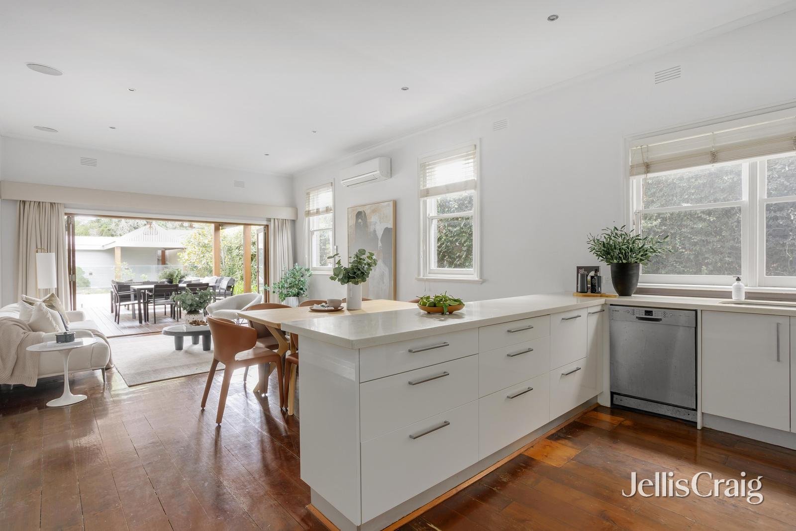 24 Sebastopol Street, Caulfield&nbsp;North image 9