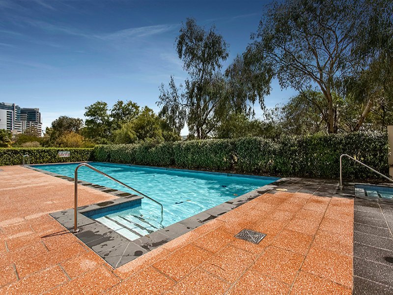2/4 Seisman Place, Port Melbourne image 8