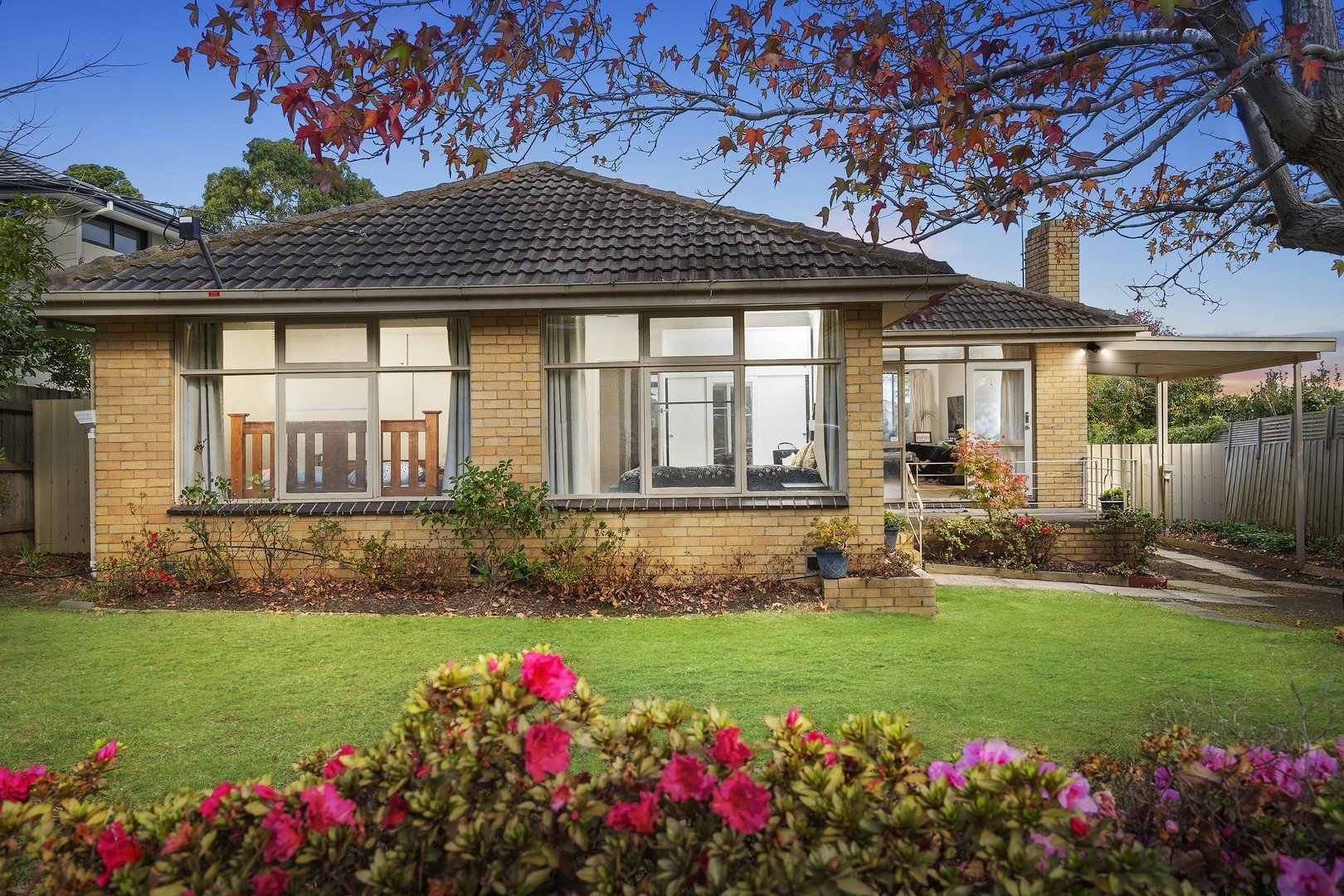 24 Simpson Drive, Mount Waverley image 1