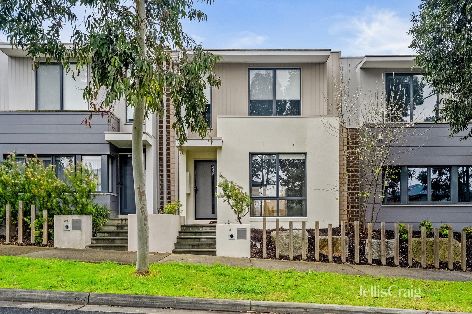 24 Snapshot Drive, Coburg North image 7