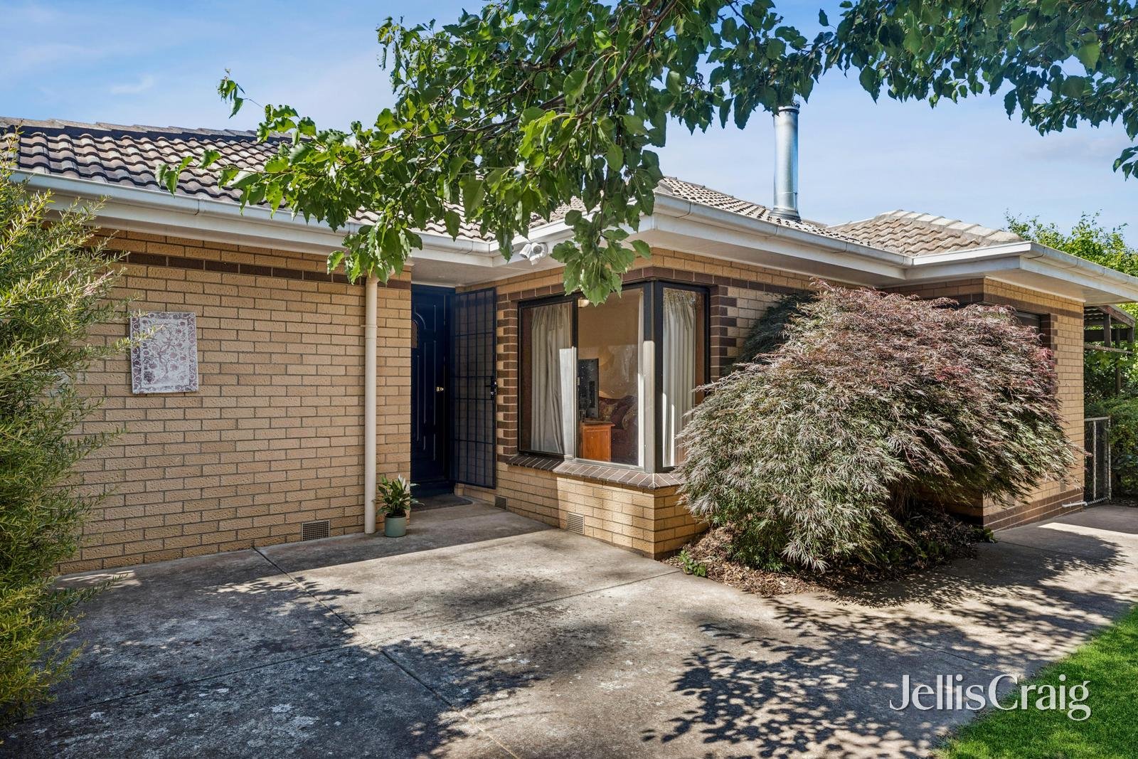 24 Spring Street, Glenlyon image 2