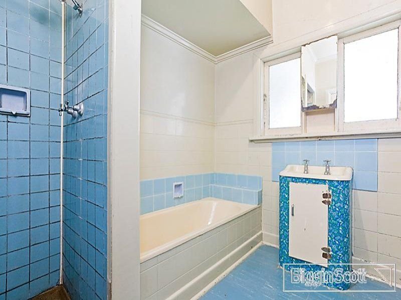 24 Stapley Crescent, Altona North image 4