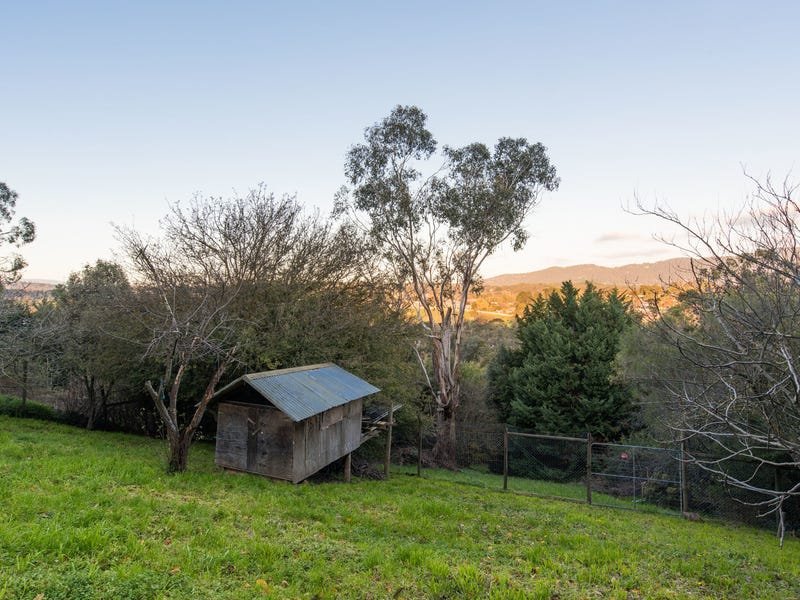 24 Struan Avenue, Mooroolbark image 18