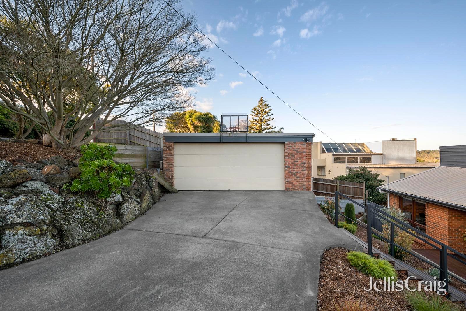 24 Struan Avenue, Mooroolbark image 27