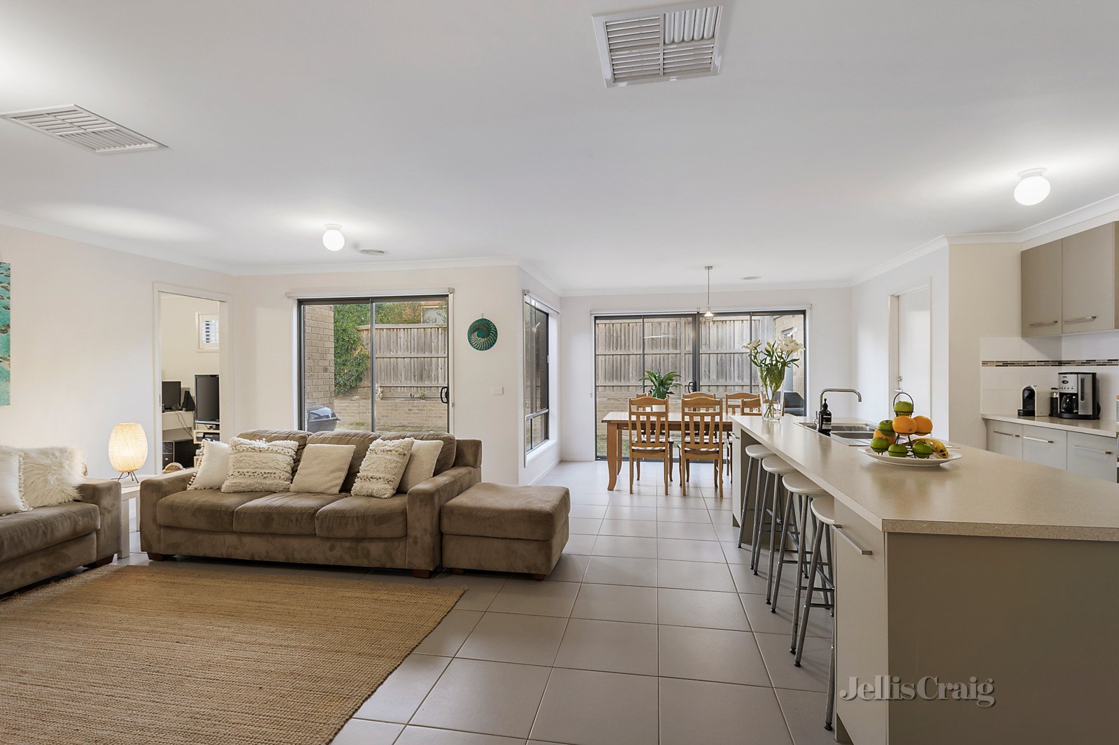 24 Sugar Gum Drive, Doreen image 3