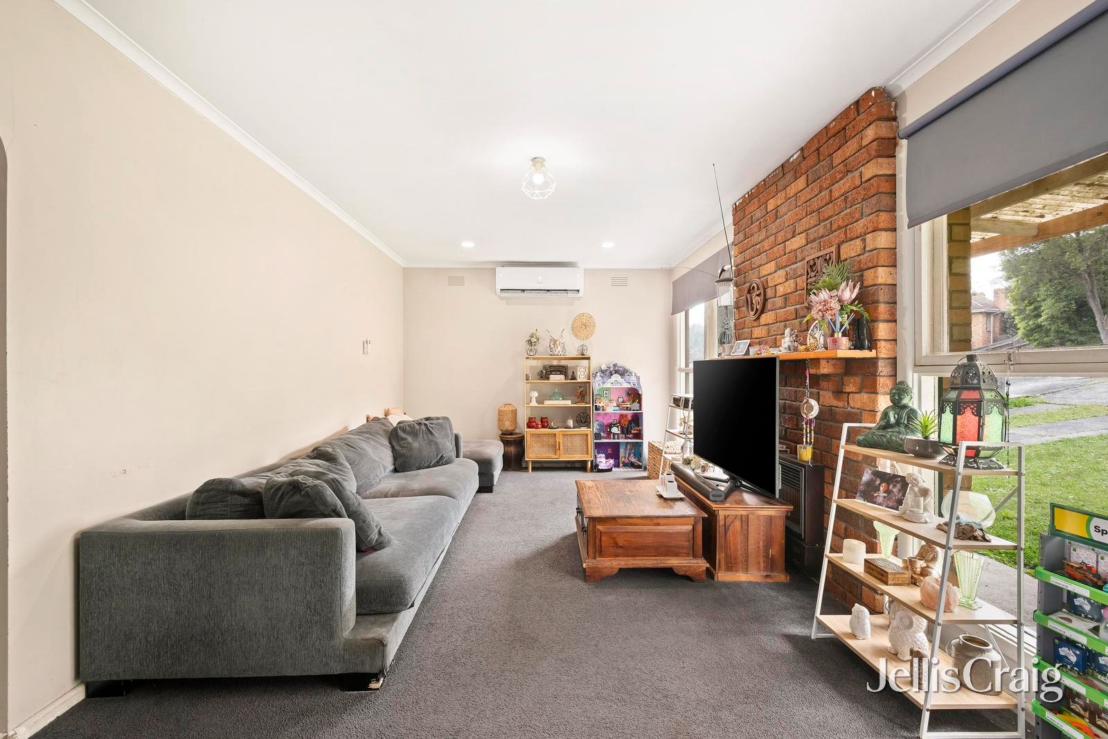 24 Swinburne Avenue, Mooroolbark image 4