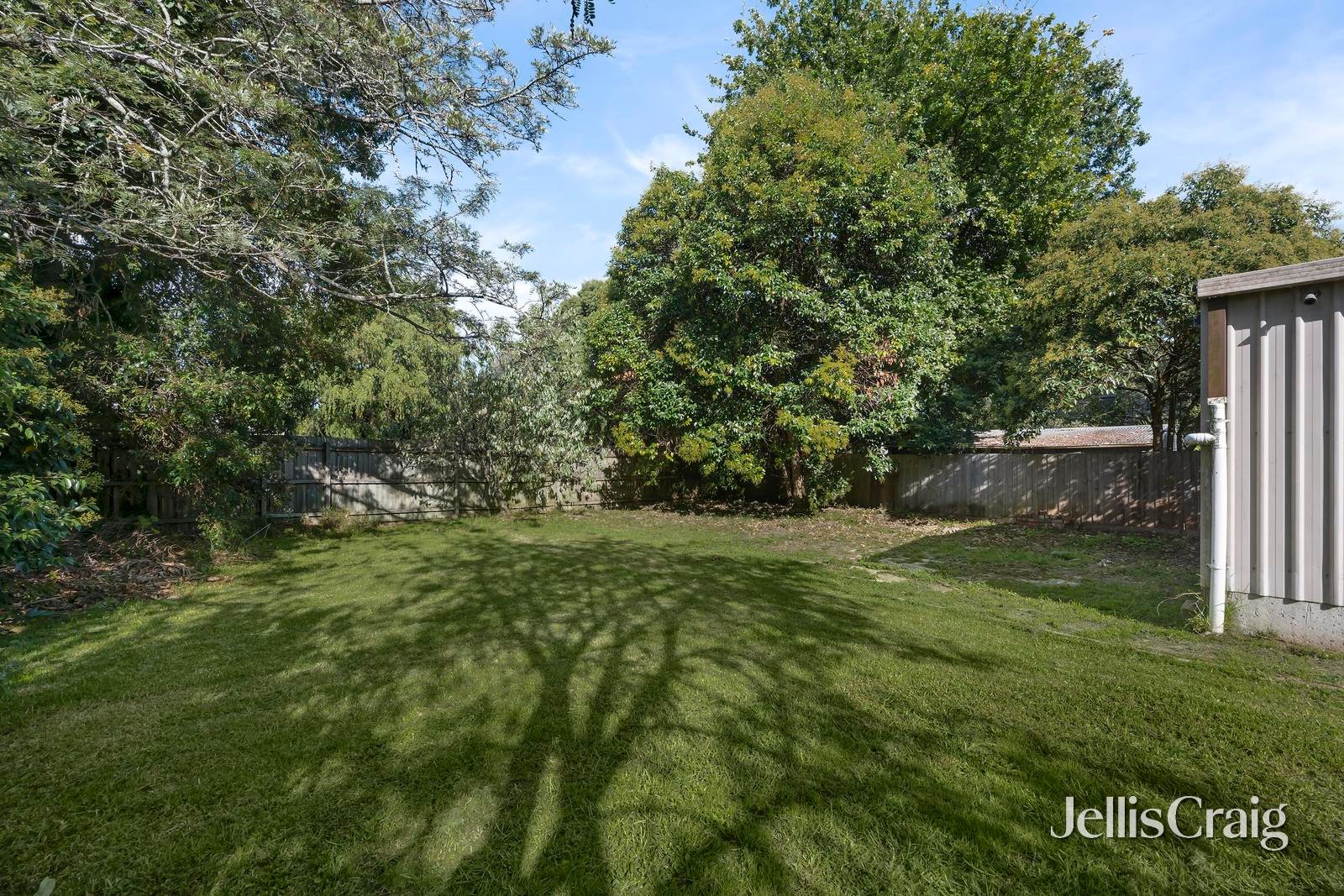 24 Swinburne Avenue, Mooroolbark image 14