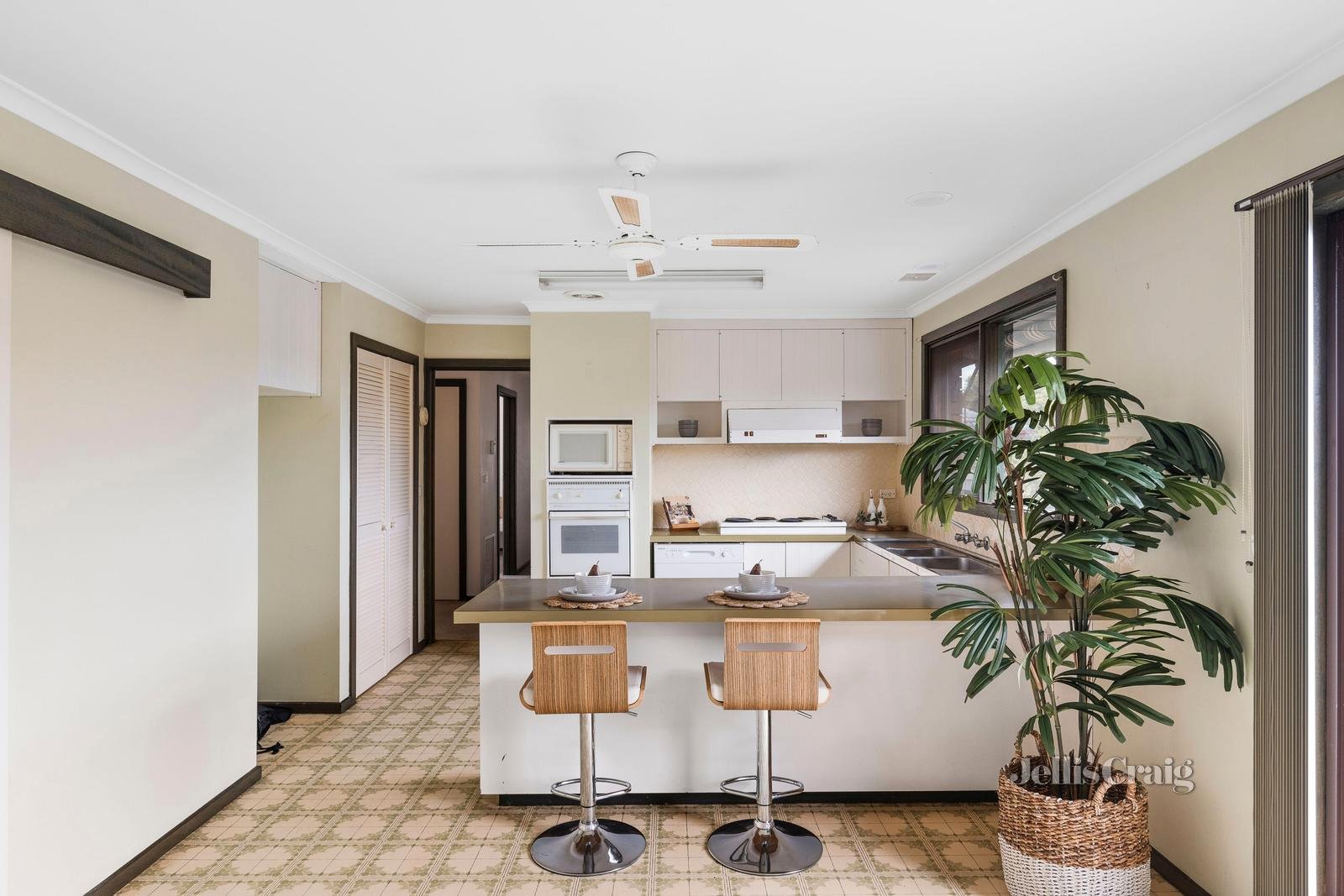 24 Tallow Wood Drive, Greensborough image 7