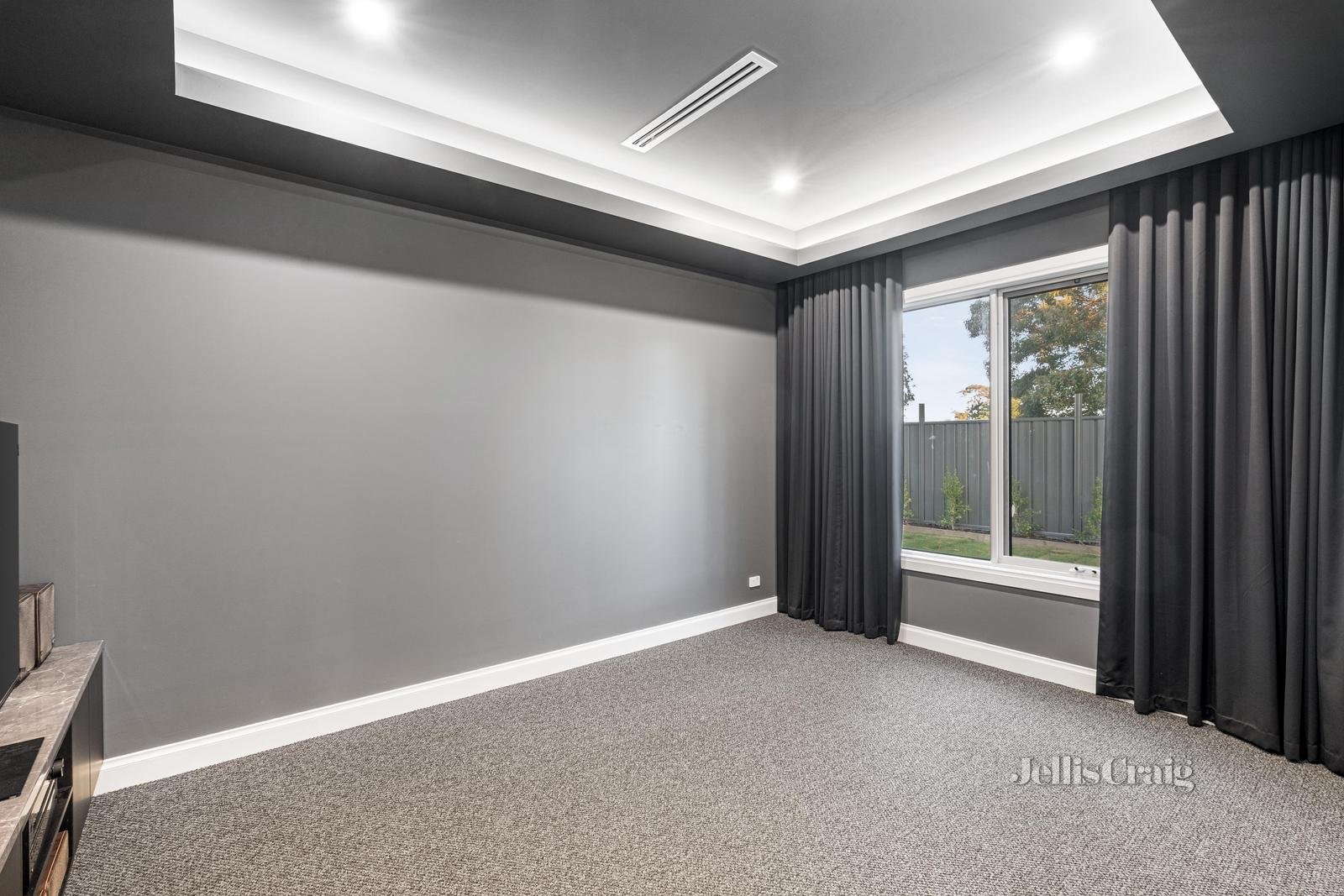 24 Tamarisk Avenue, Glen Waverley image 11