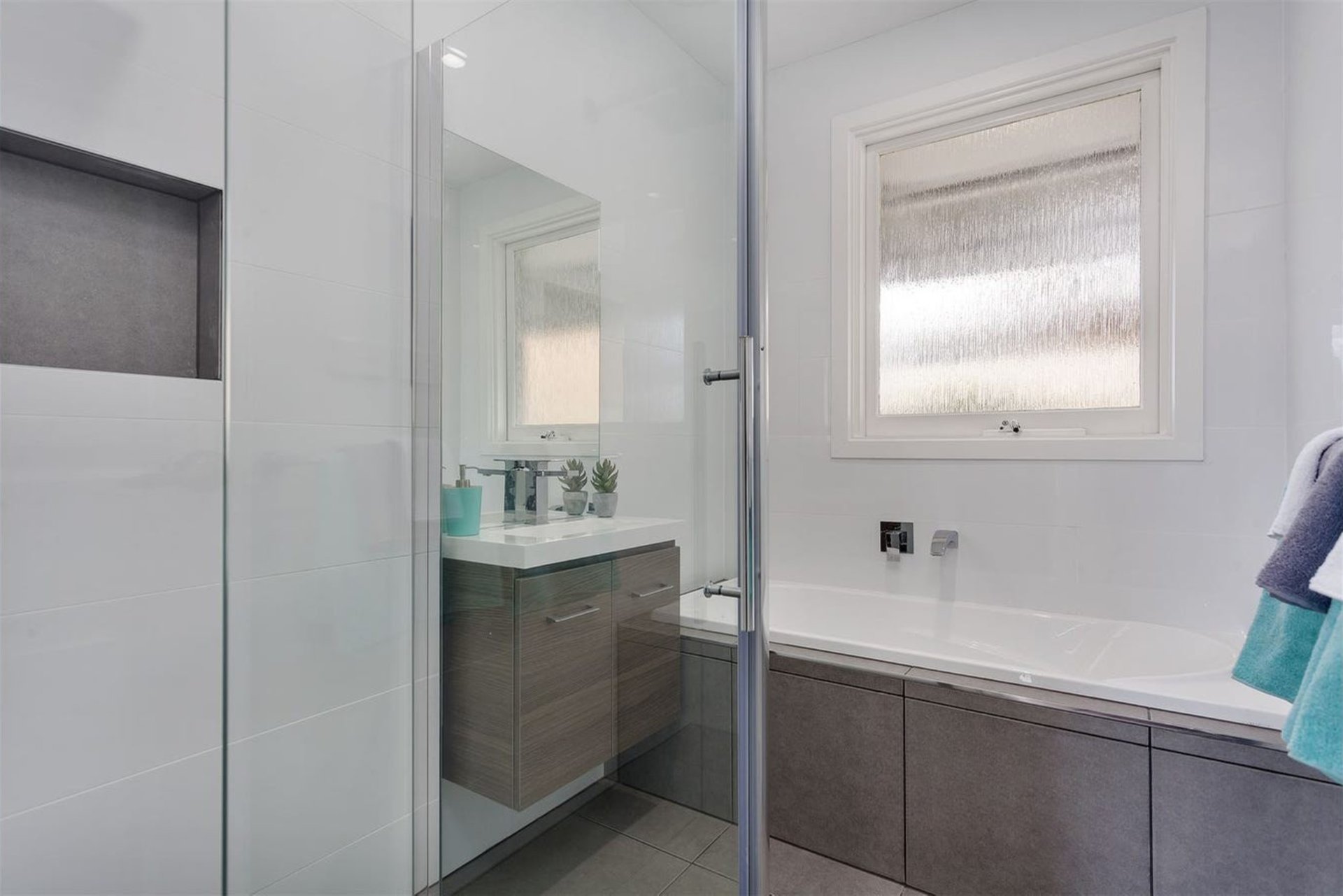 24 Tamworth Road, Kilsyth image 6