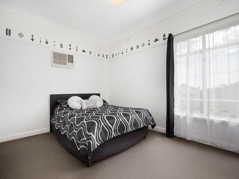 24 Taurus Street, Balwyn North image 6