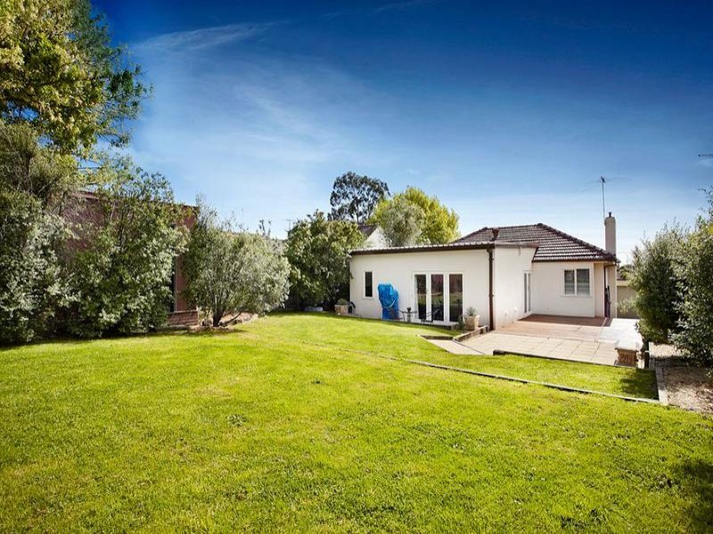 24 Taurus Street, Balwyn North image 9