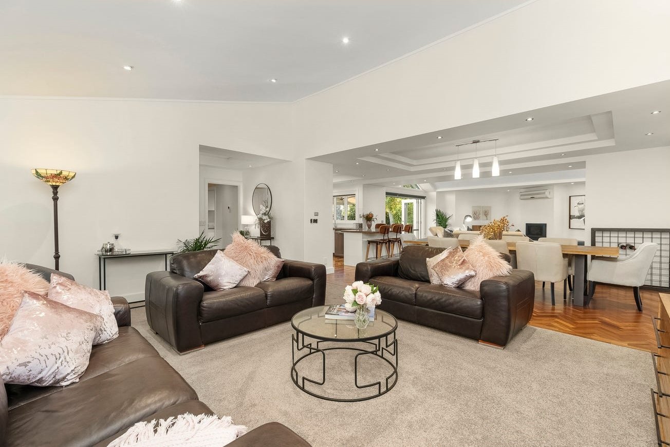 24 The Glen, Donvale image 4