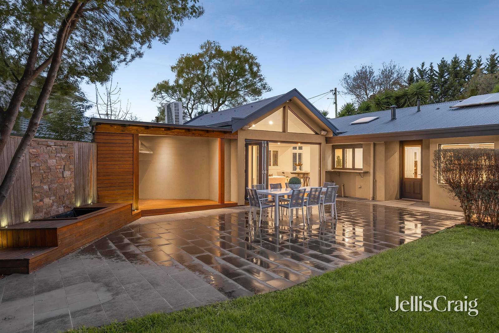 24 The Glen, Donvale image 11