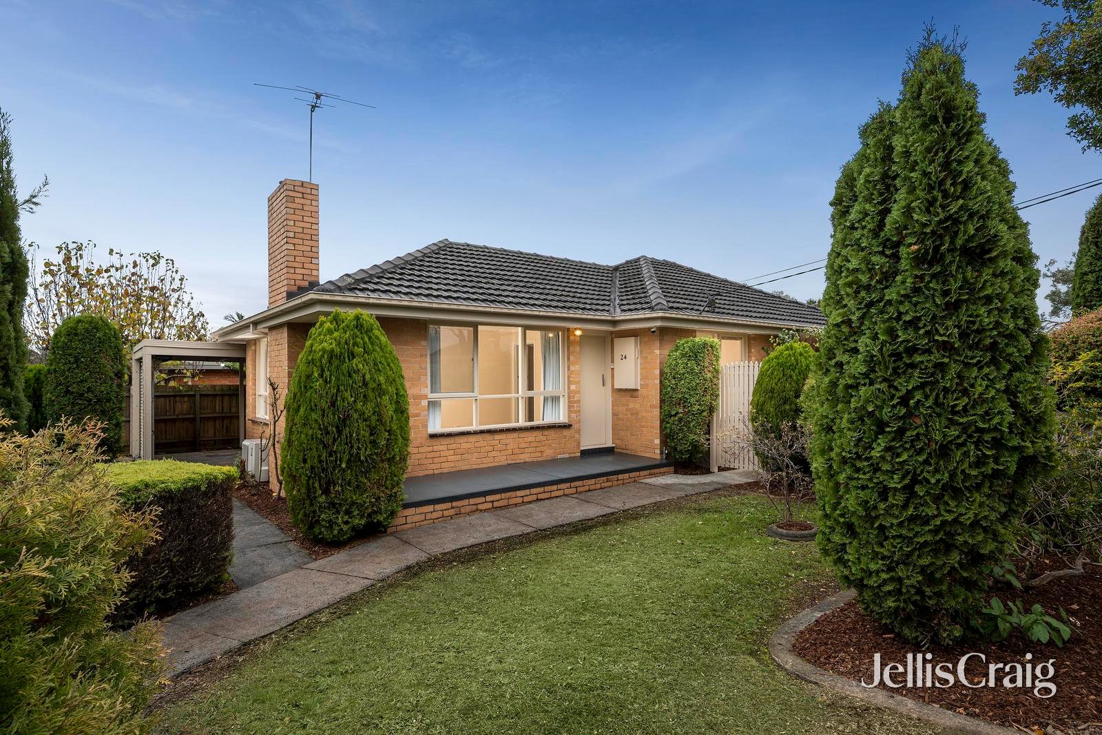 24 Thomas Street, Croydon&nbsp;South image 1