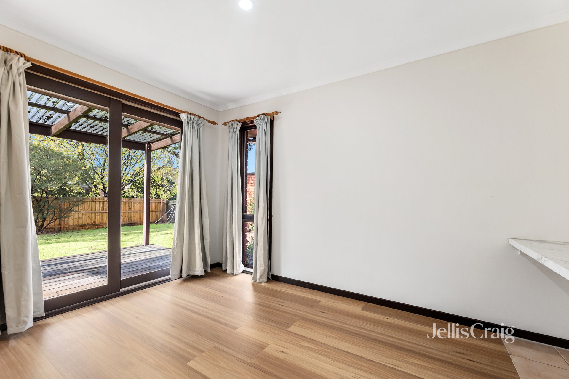 24 Thornton Street, Macleod image 9