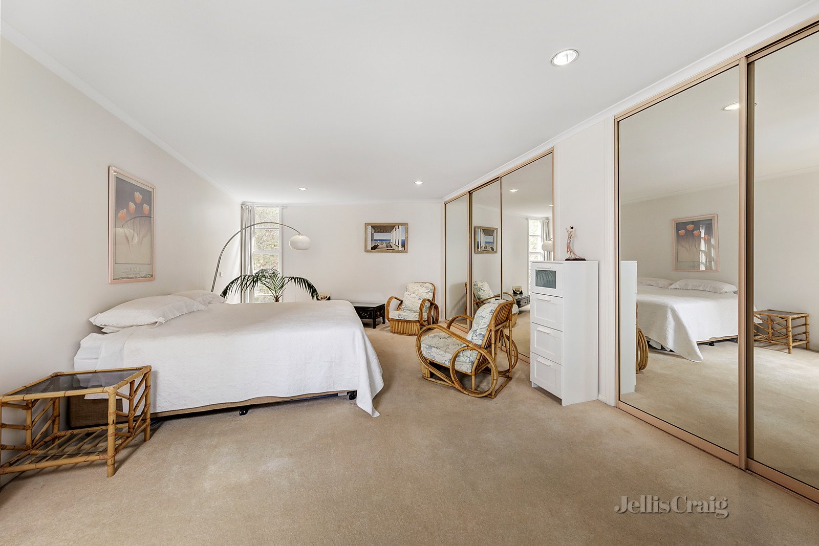 24 Tivoli Road, South Yarra image 7