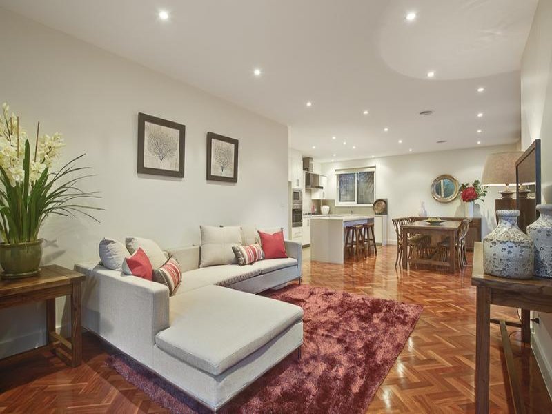 24 Tonkin Avenue, Balwyn image 3