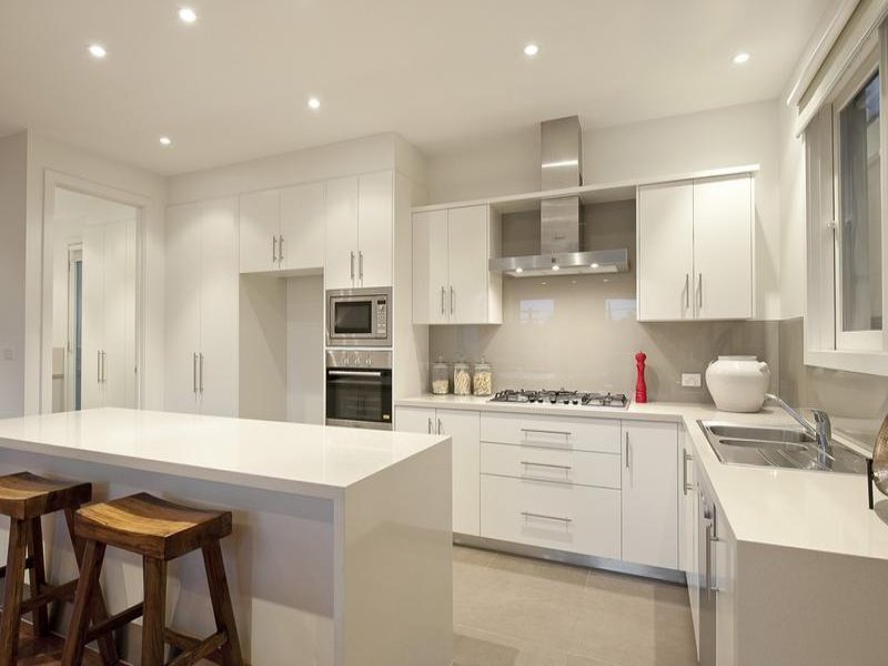 24 Tonkin Avenue, Balwyn image 7