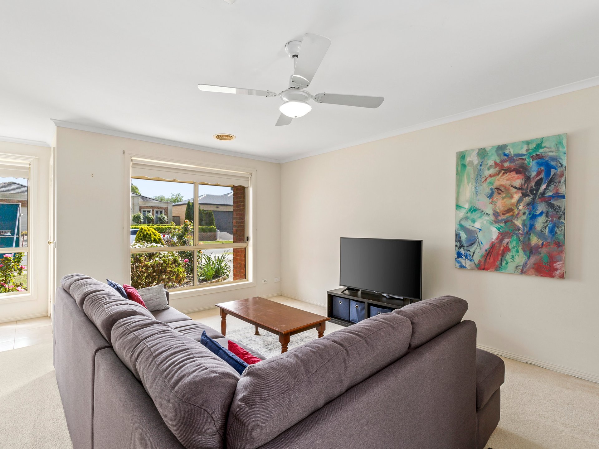 24 Trumper Crescent, Leopold image 3