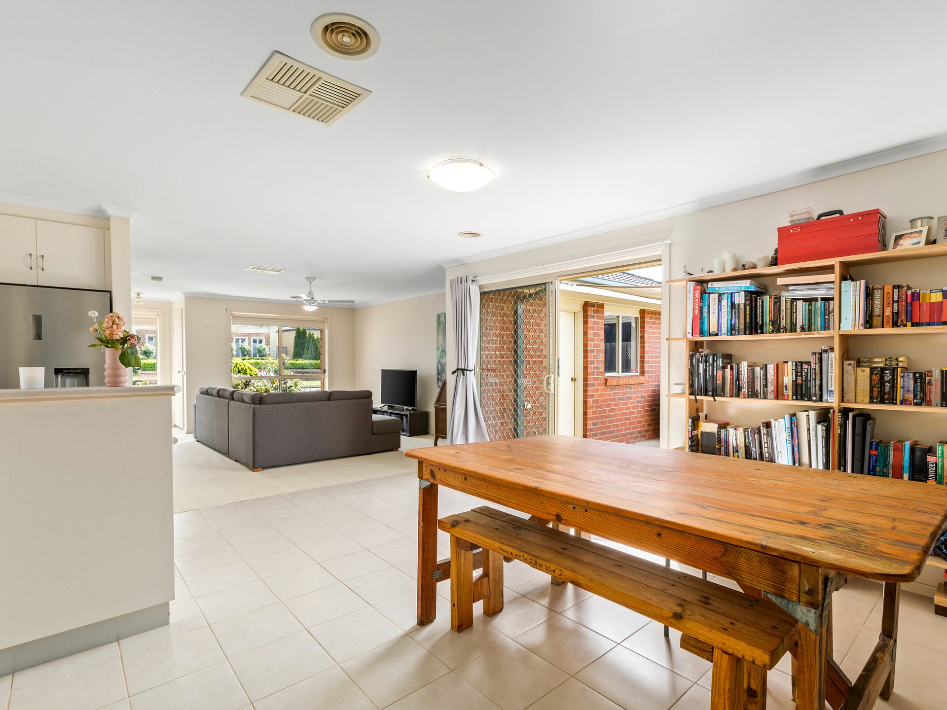 24 Trumper Crescent, Leopold image 8