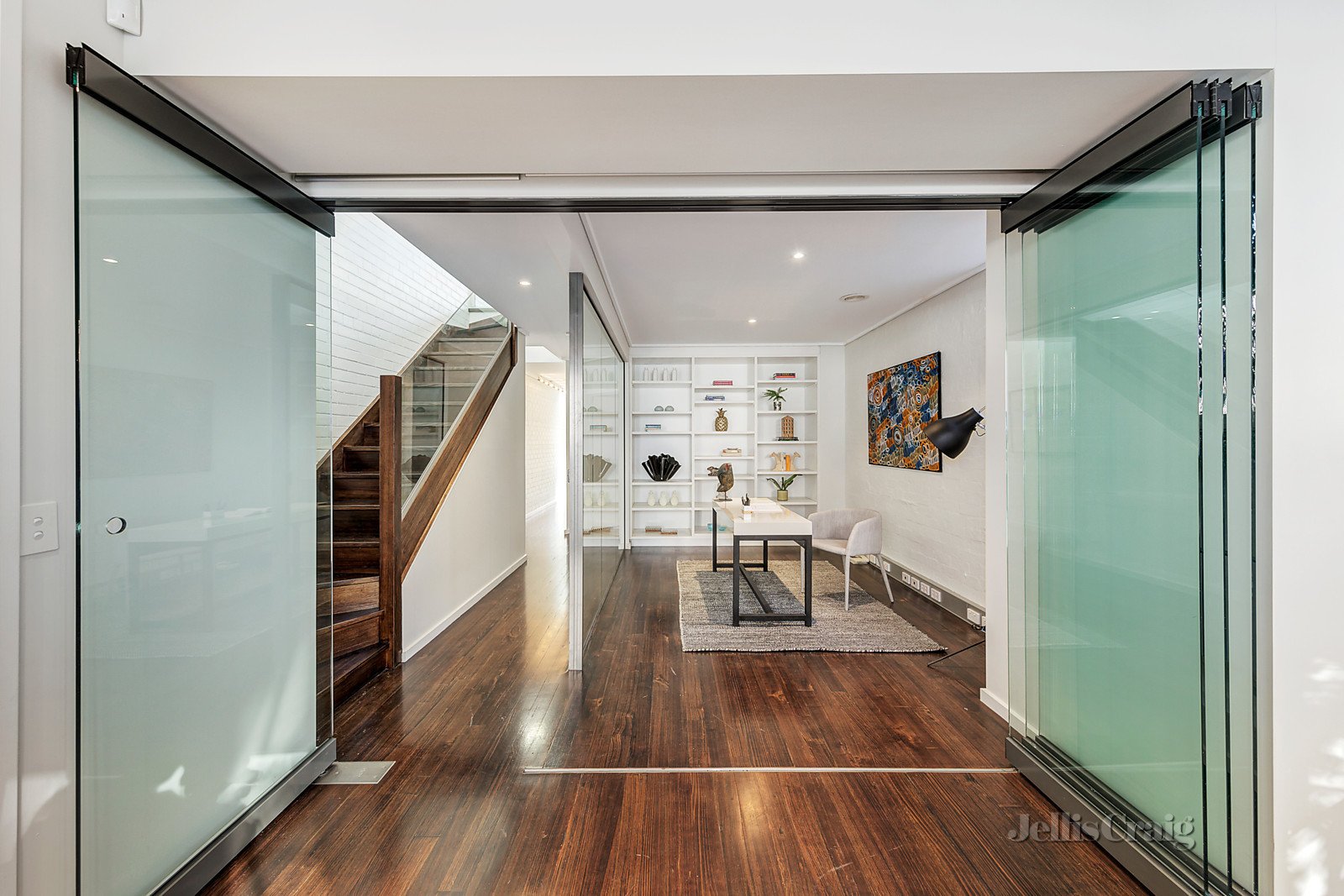 2/4 Tullo Place, Richmond image 2