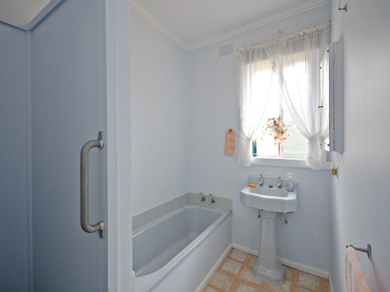 24 Twyford Street, Box Hill North image 5