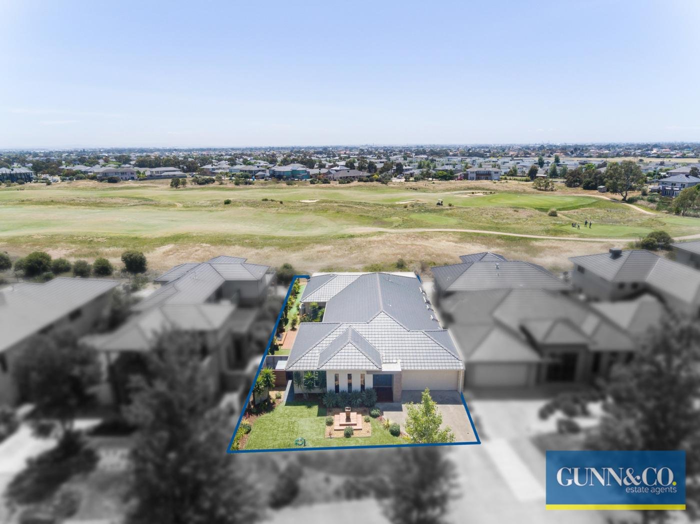 24 Vaucluse Boulevard, Sanctuary Lakes image 2